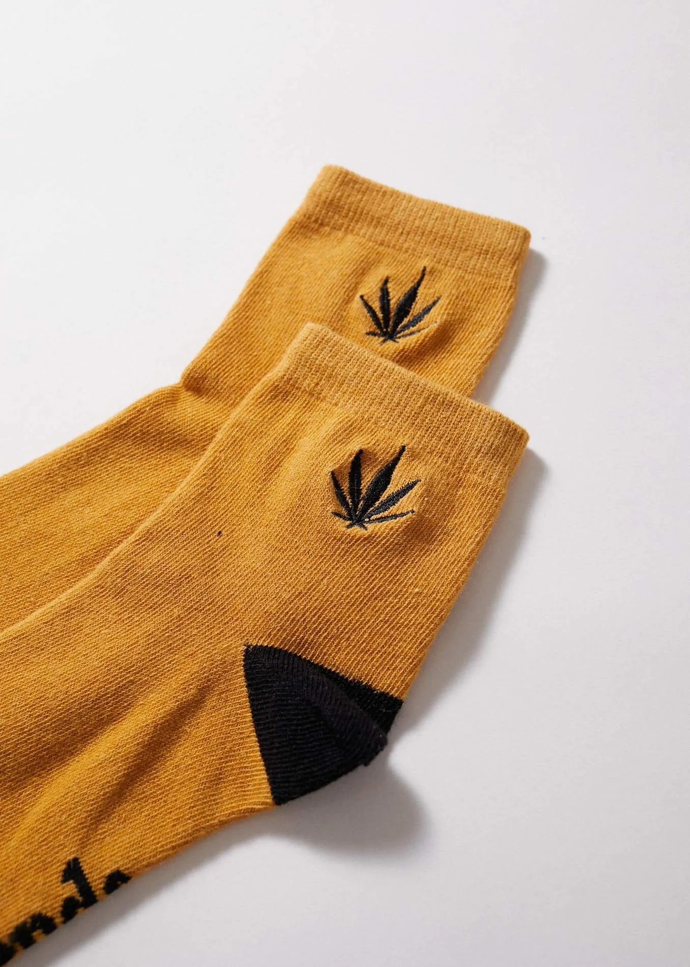 Afends Womens Happy Hemp - Womens Socks One Pack - Oak