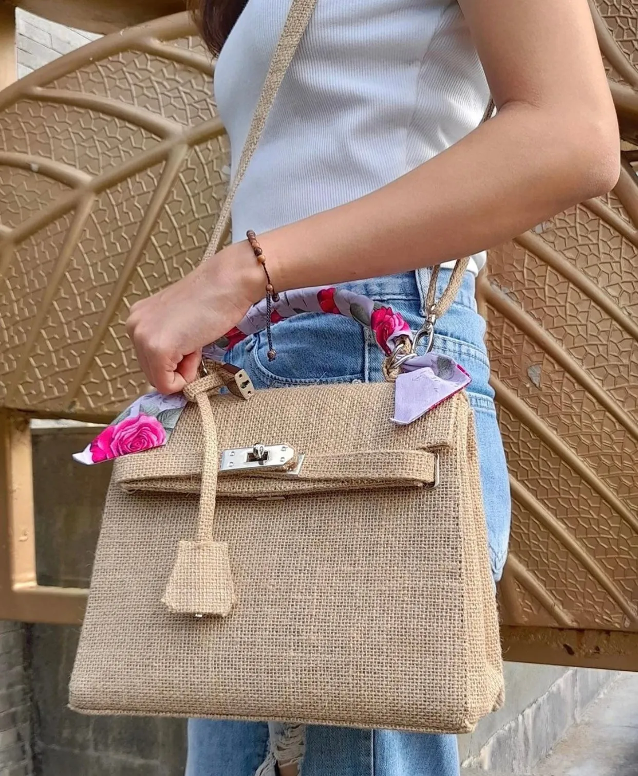 Burlap Kelly