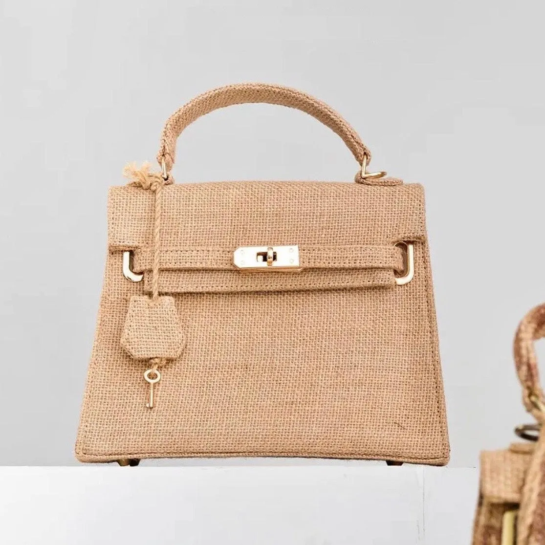 Burlap Kelly