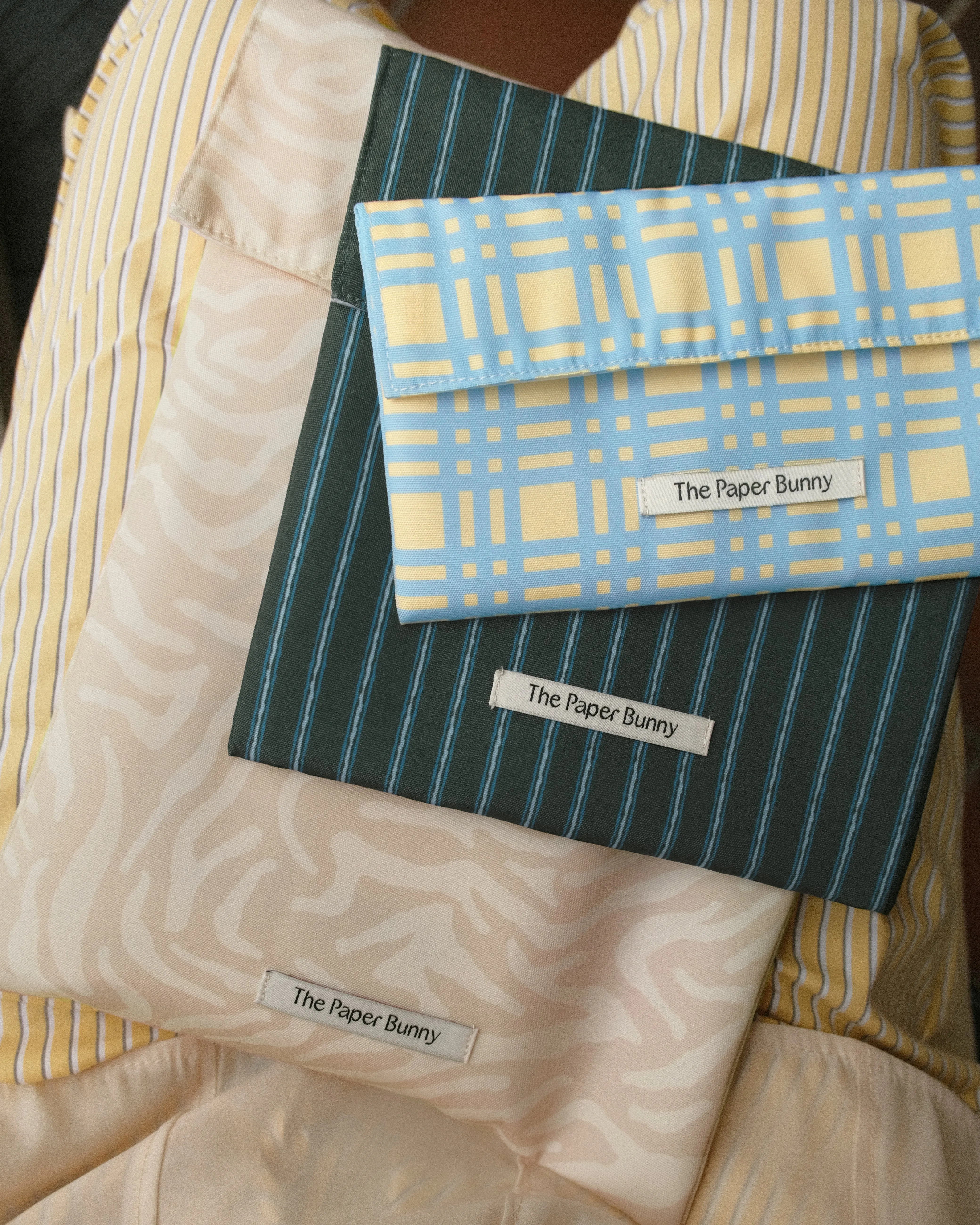 Mini Pocket Pouch (Checkered Beach)