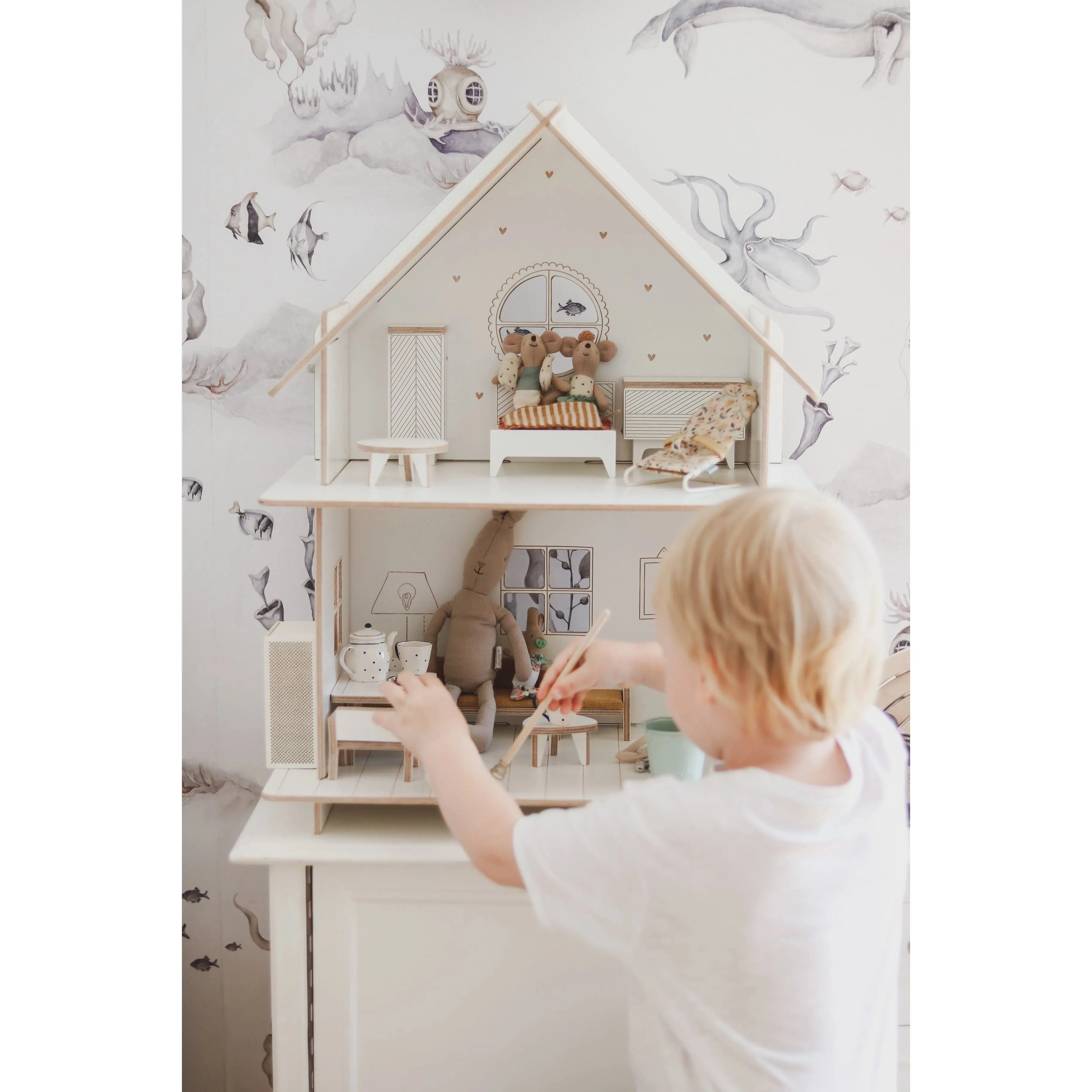 Wooden Dollhouse - Modular Construction & Minimalist Design